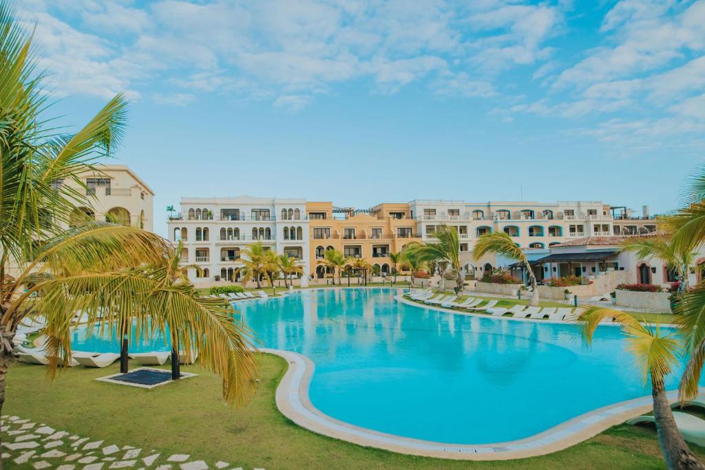Elite Aptos at Cap Cana Excursions