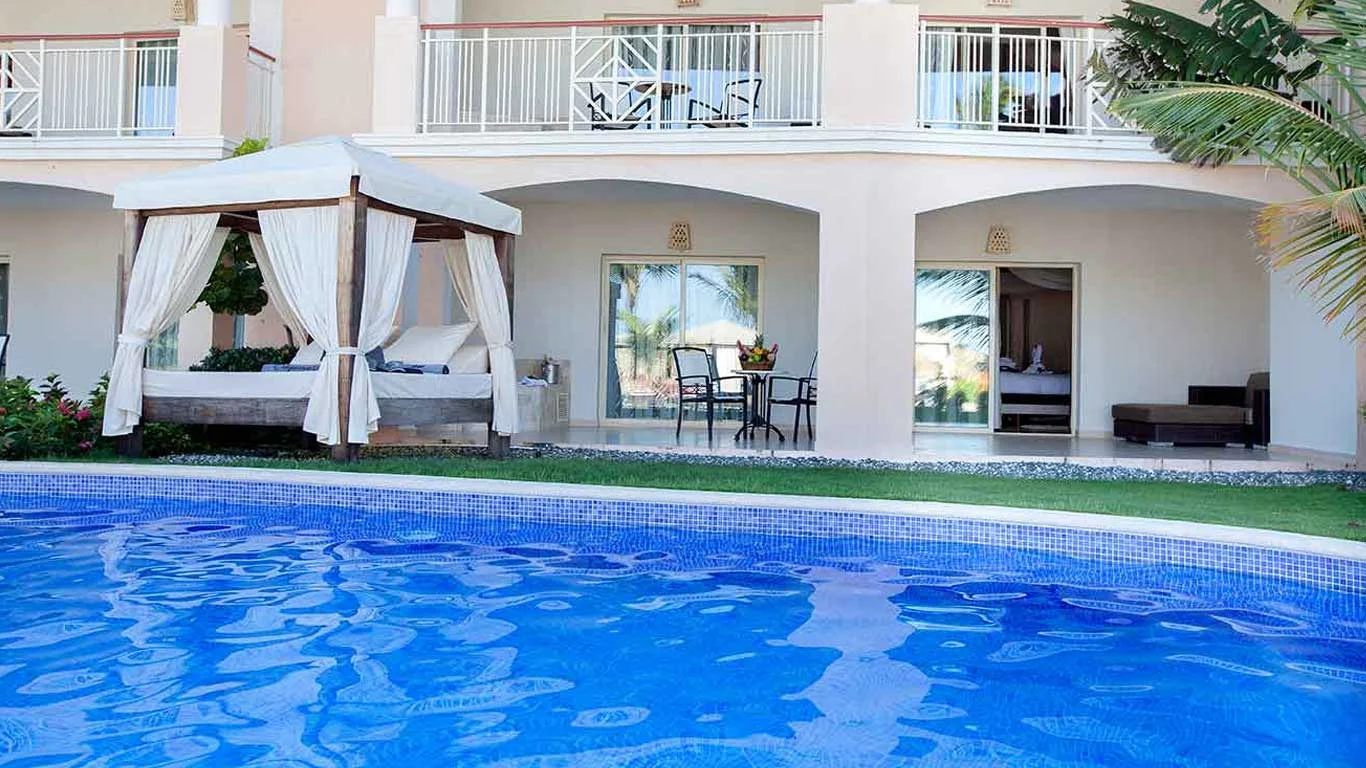 Luxury swim-up room at Punta Cana resort